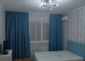 Сдаю однокомнатную квартиру, 41 м2, Астрахань, улица Латышева, Ленинский район