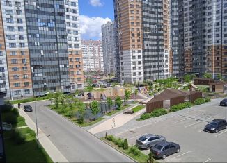 Продается 2-комнатная квартира, 57.9 м2, Воронеж, улица Маршала Одинцова, 25Б/3