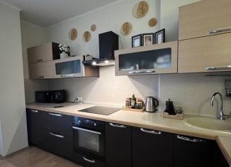 Продается 2-ком. квартира, 64 м2, Новосибирск, улица Тюленина, 26