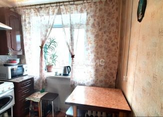 Продается 1-комнатная квартира, 30.3 м2, Тобольск, улица Семёна Ремезова, 17