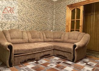 Продам 2-ком. квартиру, 51 м2, Симферополь, улица Альпинистов, 6/37