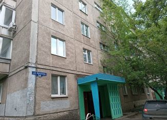 Продается трехкомнатная квартира, 64 м2, Красноярск, улица Кутузова, 94, Кировский район