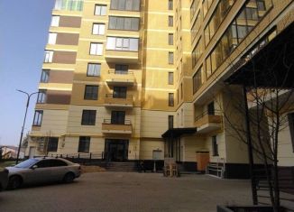 Продам 2-комнатную квартиру, 78.5 м2, Смоленская область, улица Дохтурова, 7