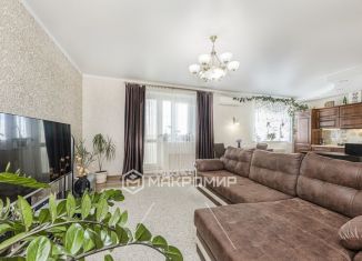 Продам 2-комнатную квартиру, 72.6 м2, Челябинская область, улица Чичерина, 38В