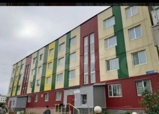 Сдается двухкомнатная квартира, 60 м2, Магаданская область, проспект Карла Маркса, 24к1