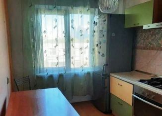 Продаю трехкомнатную квартиру, 65 м2, Челябинская область, улица имени Газеты Правда, 63