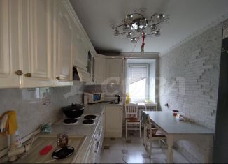 Продам 3-комнатную квартиру, 62 м2, Тюменская область, Боровская улица, 2Б
