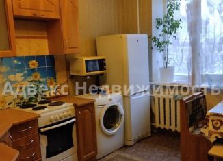 Продаю 1-ком. квартиру, 32.7 м2, Тюмень, Олимпийская улица, 8к3