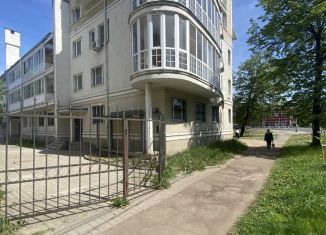 Продажа 2-ком. квартиры, 111 м2, Ярославль, Московский проспект, 26/12