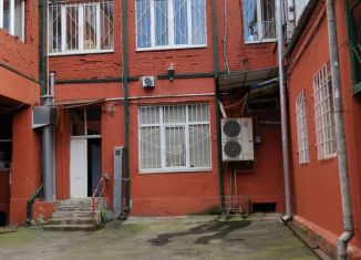 Продается двухкомнатная квартира, 49 м2, Северная Осетия, улица Ленина, 44