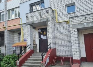 Продам однокомнатную квартиру, 41.7 м2, Брянск, улица Челюскинцев, Фокинский район