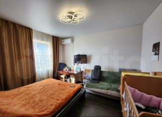 Продажа 2-комнатной квартиры, 54 м2, Астраханская область, Боевая улица, 83к2