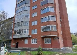 Продаю двухкомнатную квартиру, 61 м2, Екатеринбург, Камчатская улица, 47А, метро Уралмаш