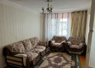 Продаю 2-комнатную квартиру, 60 м2, Махачкала, улица Магидова, 140