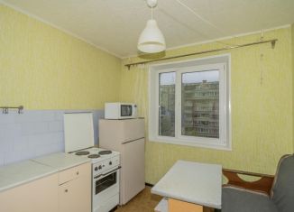 Продается 1-комнатная квартира, 32.1 м2, Челябинск, улица 40-летия Победы, Калининский район