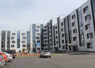 Продам 2-ком. квартиру, 63.3 м2, Татарстан, улица Николая Иванцова, 9