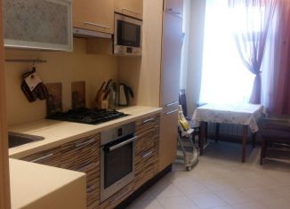 Сдам в аренду 2-ком. квартиру, 55 м2, Санкт-Петербург, Лиговский проспект, 158, метро Обводный канал