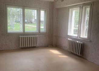Продается двухкомнатная квартира, 41.4 м2, Байкальск