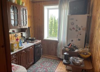 Сдам трехкомнатную квартиру, 65 м2, Курчатов, улица Гайдара