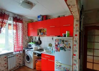 Трехкомнатная квартира на продажу, 51 м2, посёлок Николаевка, Комсомольская улица, 31