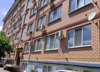 Продажа 1-комнатной квартиры, 42 м2, Курганинск, площадь имени Клары Лучко