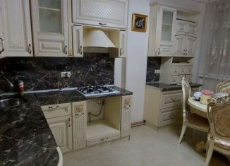 Продается 1-ком. квартира, 46 м2, Урус-Мартан, улица имени Ахмат-Хаджи Кадырова, 283