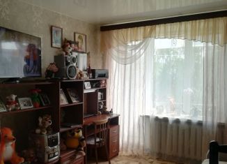 Продам двухкомнатную квартиру, 43.8 м2, Павловск, улица Васенко, 18