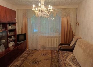 Продается 3-комнатная квартира, 58 м2, Константиновск, Атаманская улица, 173