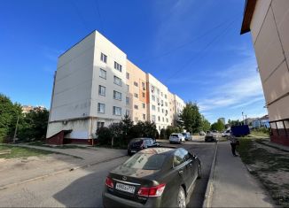 Трехкомнатная квартира на продажу, 72 м2, Можайск, улица Мира, 12