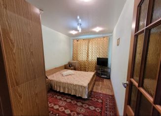Продаю двухкомнатную квартиру, 51.8 м2, поселок городского типа Бачатский, Комсомольская улица, 33