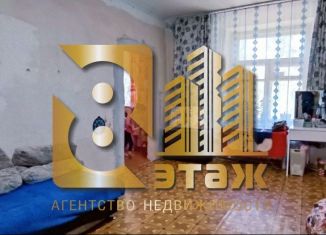 Продам трехкомнатную квартиру, 77 м2, Белогорск, Калининская улица, 61