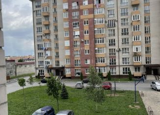 Продается трехкомнатная квартира, 89.1 м2, Владикавказ, 18-й микрорайон, проспект Доватора, 57А