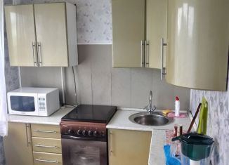 Продается двухкомнатная квартира, 51 м2, Ясногорск, улица Льва Толстого, 7