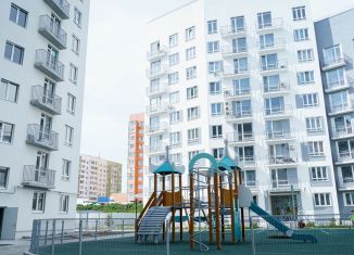 Продам 1-комнатную квартиру, 43.3 м2, Ульяновск, улица Защитников Отечества, 25, Ленинский район