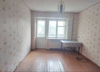 Продаю 1-комнатную квартиру, 32 м2, Новоульяновск, Комсомольская улица, 16