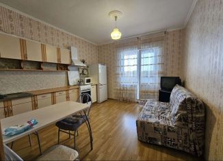 Сдаю в аренду 1-комнатную квартиру, 55 м2, станица Холмская, проспект Дзержинского, 183