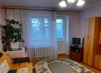 Трехкомнатная квартира на продажу, 76.6 м2, Свердловская область, улица Акулова, 33