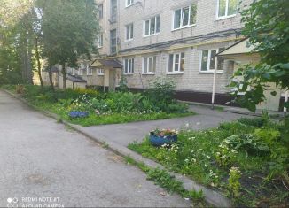 Продам двухкомнатную квартиру, 41 м2, Ульяновск, улица Карла Маркса, 41
