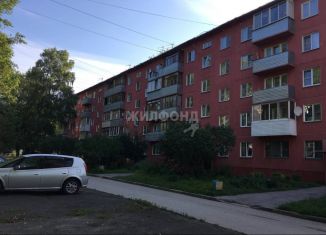 Продажа 2-комнатной квартиры, 38.6 м2, Новосибирск, улица Петухова, 36