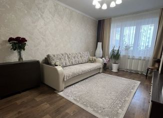 Продается 2-комнатная квартира, 54.7 м2, Татарстан, 65-й комплекс, 19