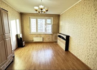 Продаю 1-комнатную квартиру, 42 м2, Москва, улица Александры Монаховой, 105к1