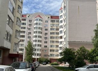 Сдается трехкомнатная квартира, 88.5 м2, Липецк, улица П.И. Смородина, 11