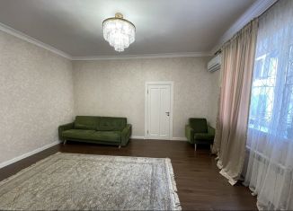 Трехкомнатная квартира на продажу, 85 м2, Махачкала, улица Рустамова, 38