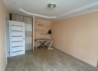 Продается 1-комнатная квартира, 40 м2, Московская область, проспект Героев, 5