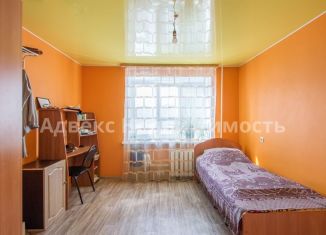 Продам 2-комнатную квартиру, 30 м2, Тюмень, Ставропольская улица, 19, Калининский округ
