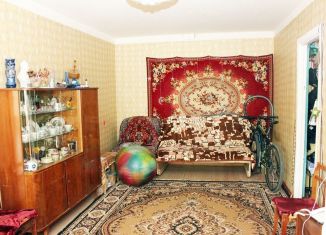Продается многокомнатная квартира, 56.3 м2, Пермь, улица Чернышевского, 13