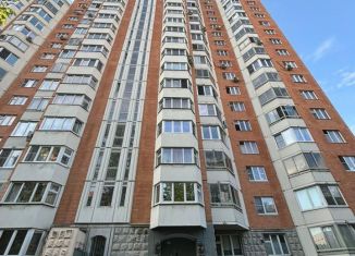 Продается 2-комнатная квартира, 53 м2, Москва, улица Дыбенко, 6к1, метро Речной вокзал