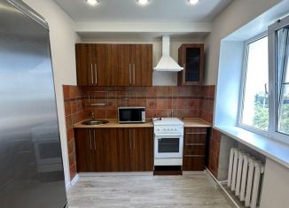 Продам 1-комнатную квартиру, 32 м2, Волгоград, улица Пархоменко, 5