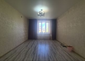 Продается трехкомнатная квартира, 78 м2, Краснокамск, Комсомольский проспект, 16