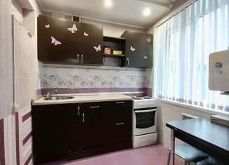 Продается 2-комнатная квартира, 30.1 м2, Северск, Коммунистический проспект, 131